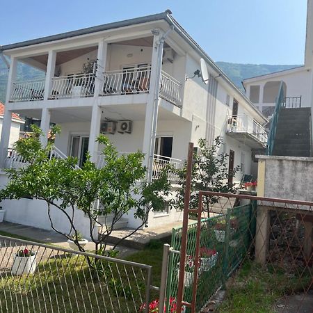 Apartmani Palma Sutomore Exterior photo