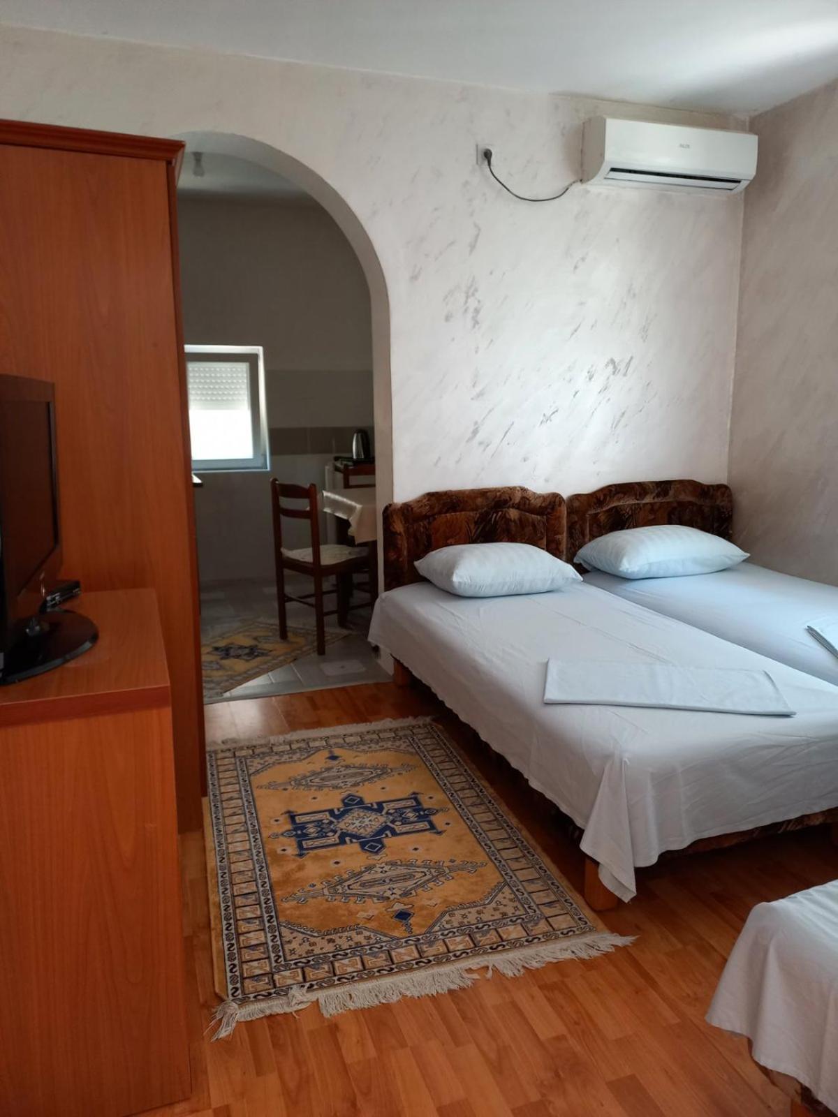 Apartmani Palma Sutomore Exterior photo