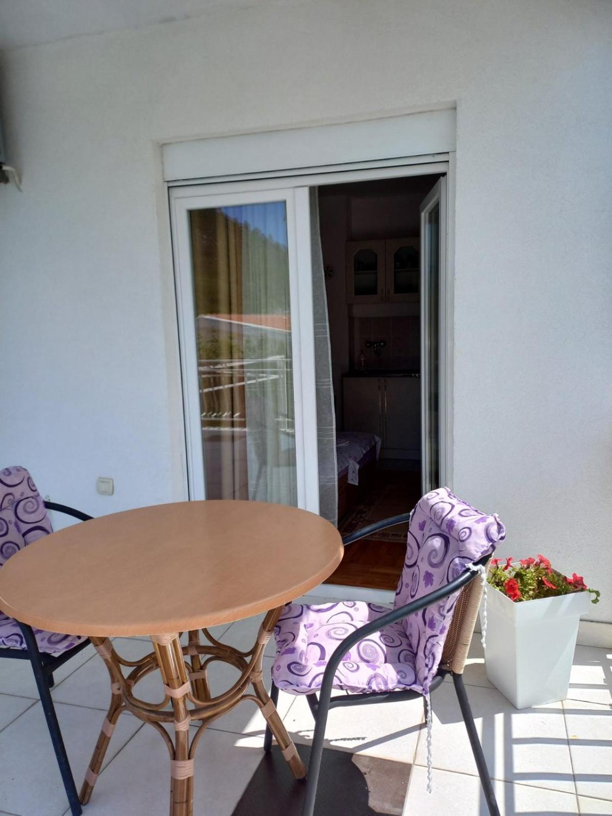 Apartmani Palma Sutomore Exterior photo