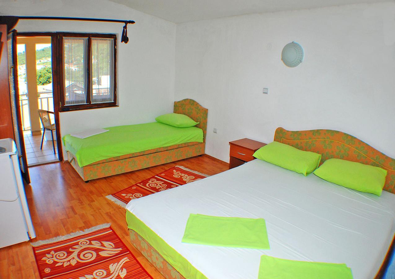 Apartmani Palma Sutomore Exterior photo